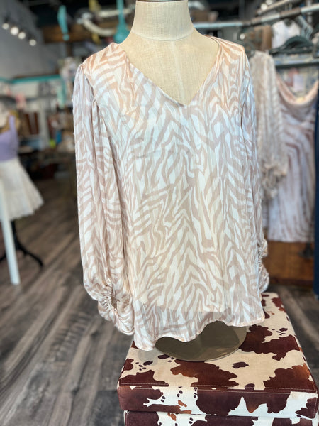 She’s Golden Balloon Sleeve Top